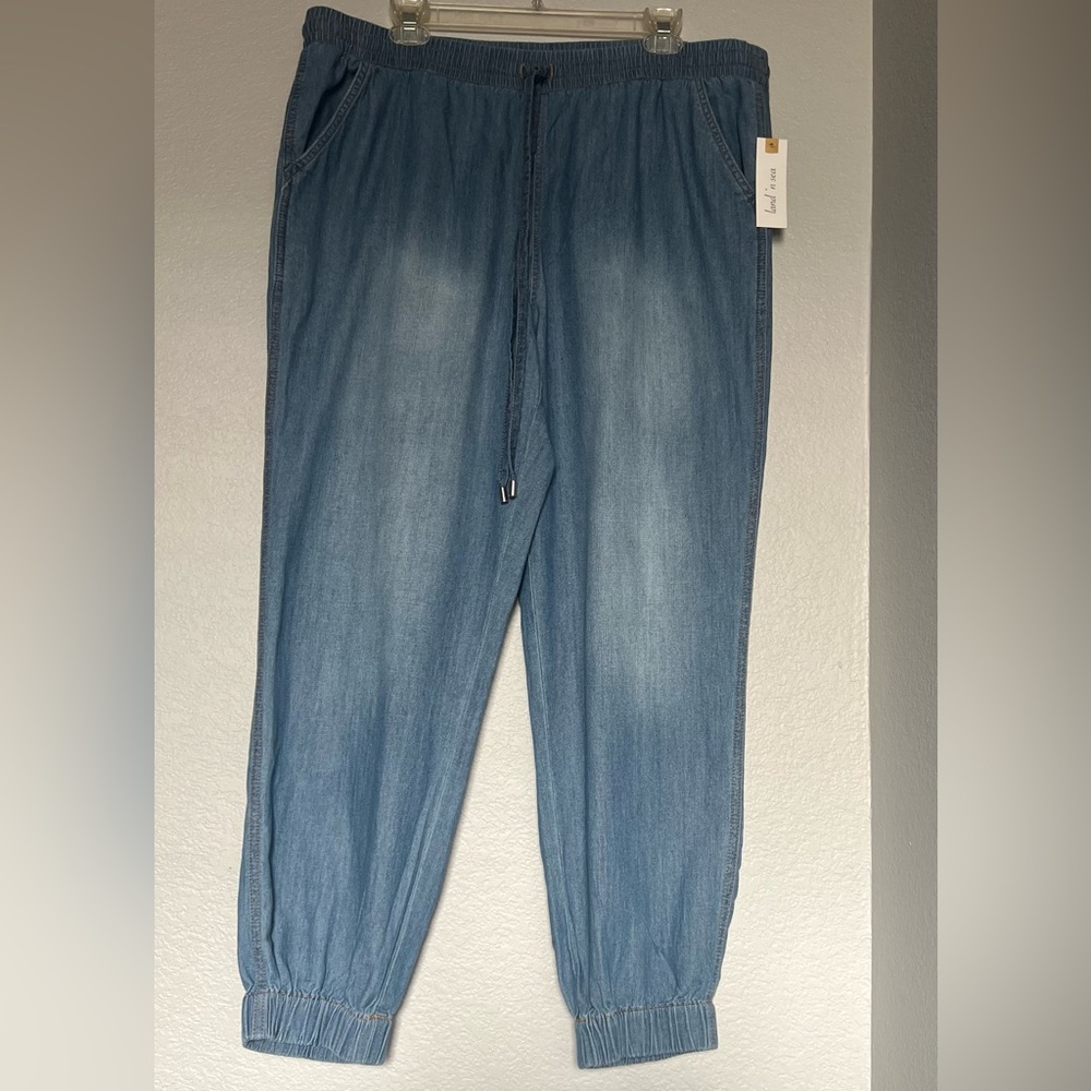 Land and Sea chambray denim Light Wash Jogger Pants - Blue Women’s 16